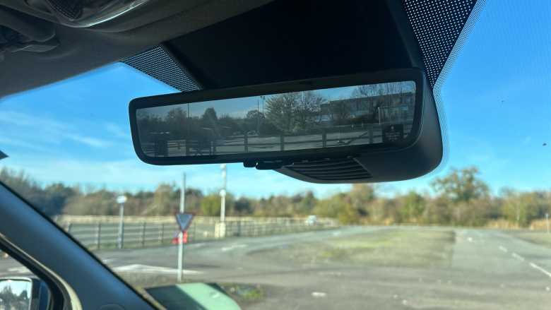 Ford Transit Custom 300 L2 Diesel Fwd 2.0 EcoBlue 130ps Low Roof Limited Van Auto